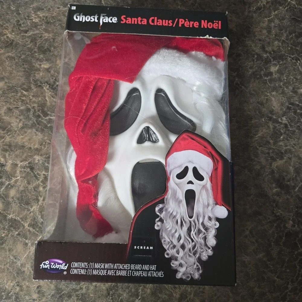 Ghost Face Halloween Santa Mask, ‎ Fun World.